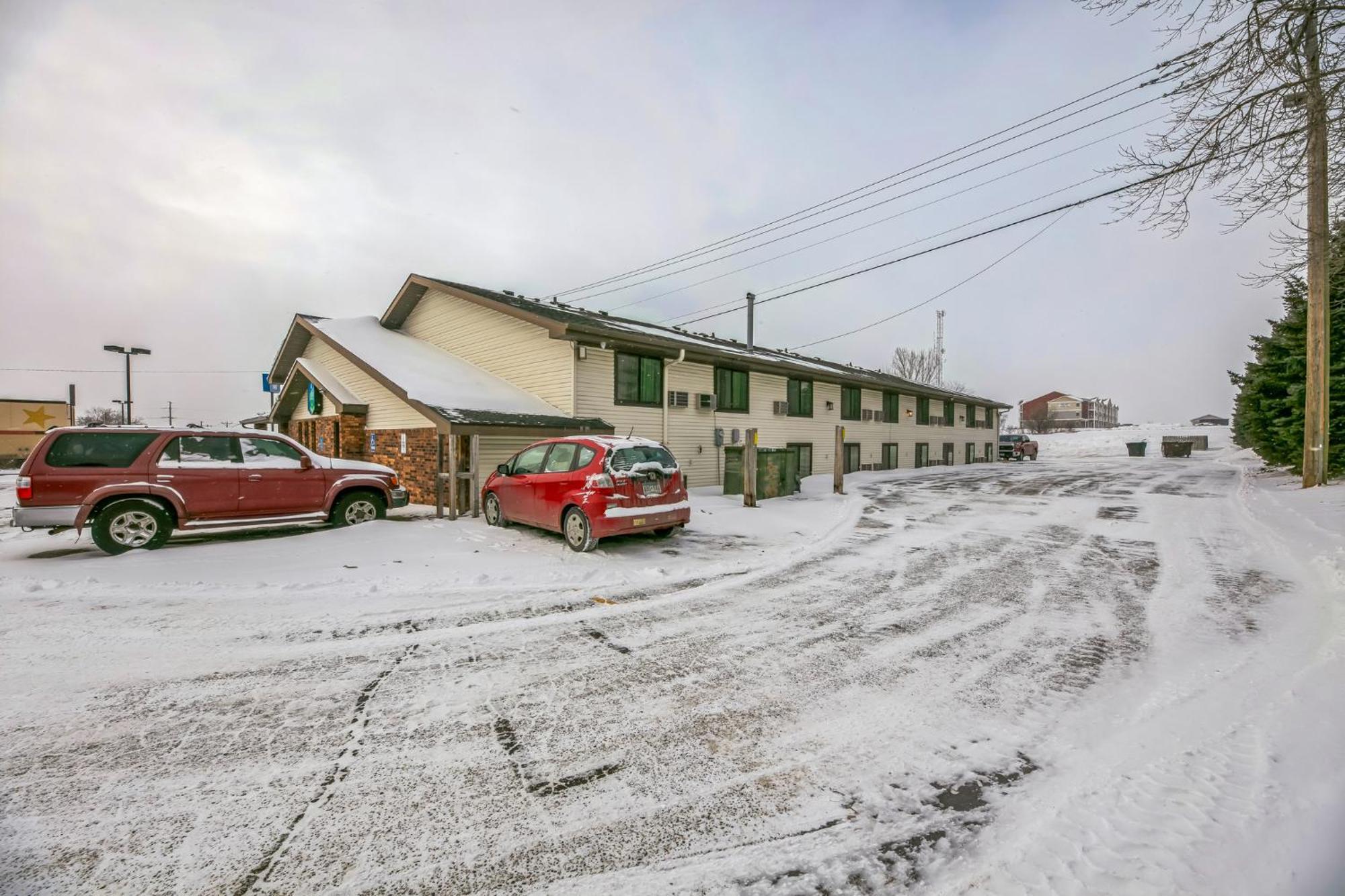 Hotel 8 Fergus Falls Eksteriør bilde
